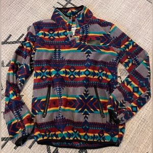 KAVU fleece size small pullover.